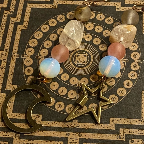 Citrine, Cherry Quartz & Moon Stone Moon & Star - Picture 2 of 3